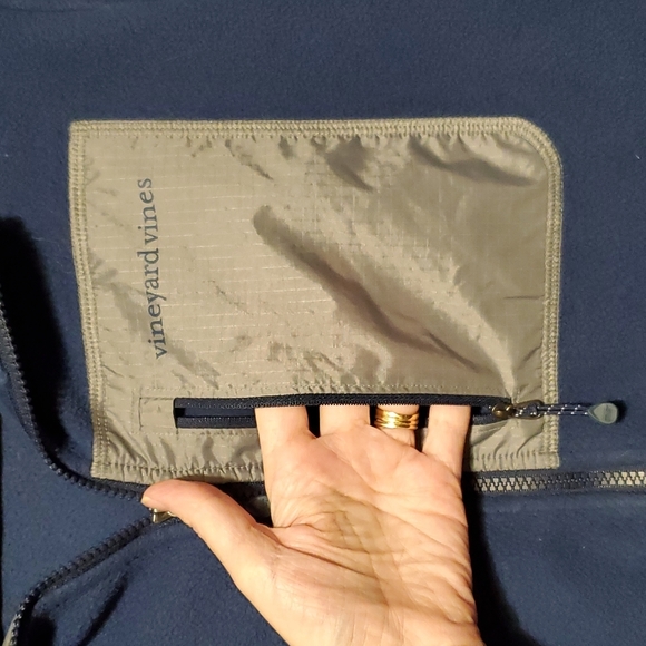 VINEYARD VINES ZIP UP FLEECE JACKET SIZE MEDIUM  BLUE AND GRAY - Picture 3 of 8